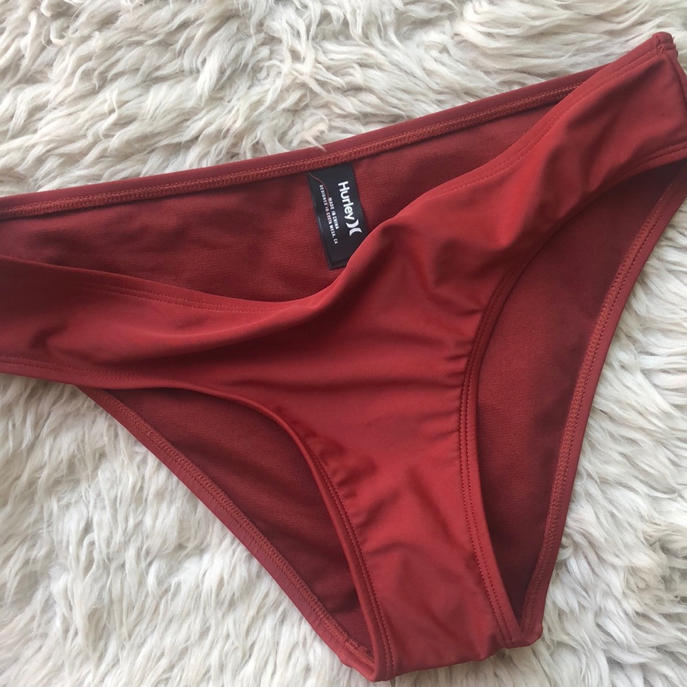 ⚡️4 for $25!⚡️ NWOT Hurley Dark Red Bikini Bottoms